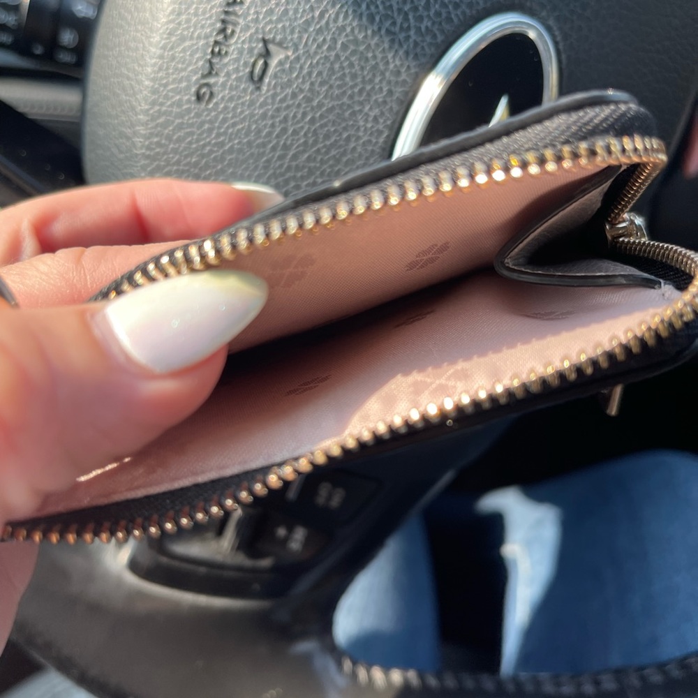 Kate Spade Coin Keychain - Picture 3 of 3